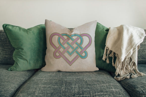 Reviewing Heart Endless Knot: A Designer's Hands-On Perspective